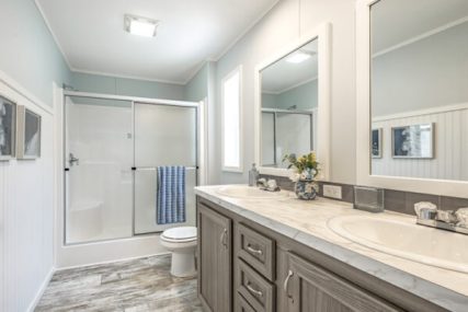 IMP 2445A 39214 Master Bath 600x400 1