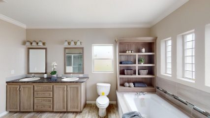 GCH Model4 Master Bathroom 3