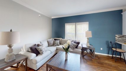 GCH The Dream Closet 15 Family Room 2