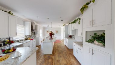 GCH The Dream Closet 15 Kitchen 3